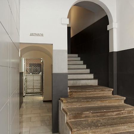 Mh Apartments Liceo Barcelona Exterior foto