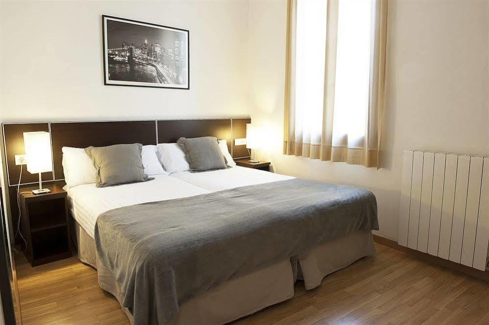 Mh Apartments Liceo Barcelona Exterior foto
