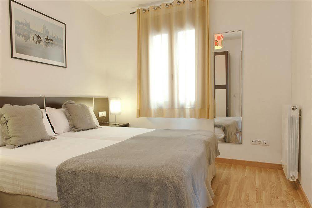 Mh Apartments Liceo Barcelona Exterior foto