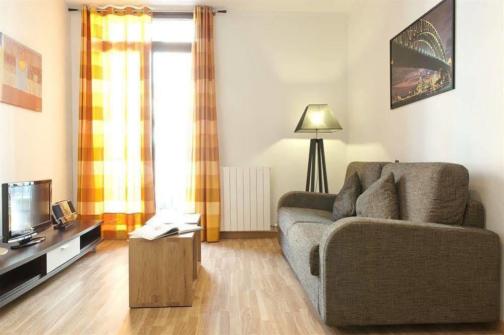 Mh Apartments Liceo Barcelona Exterior foto